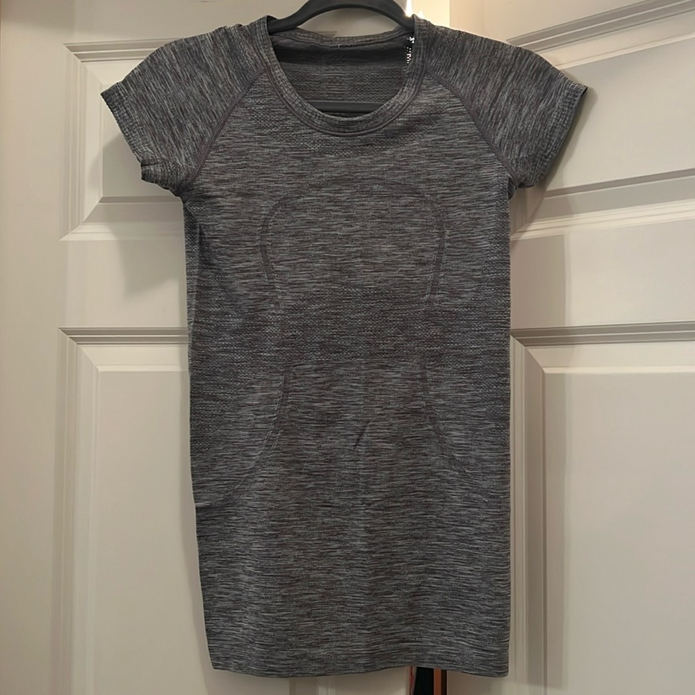 Lululemon Short Sleeve Swiftly Tech